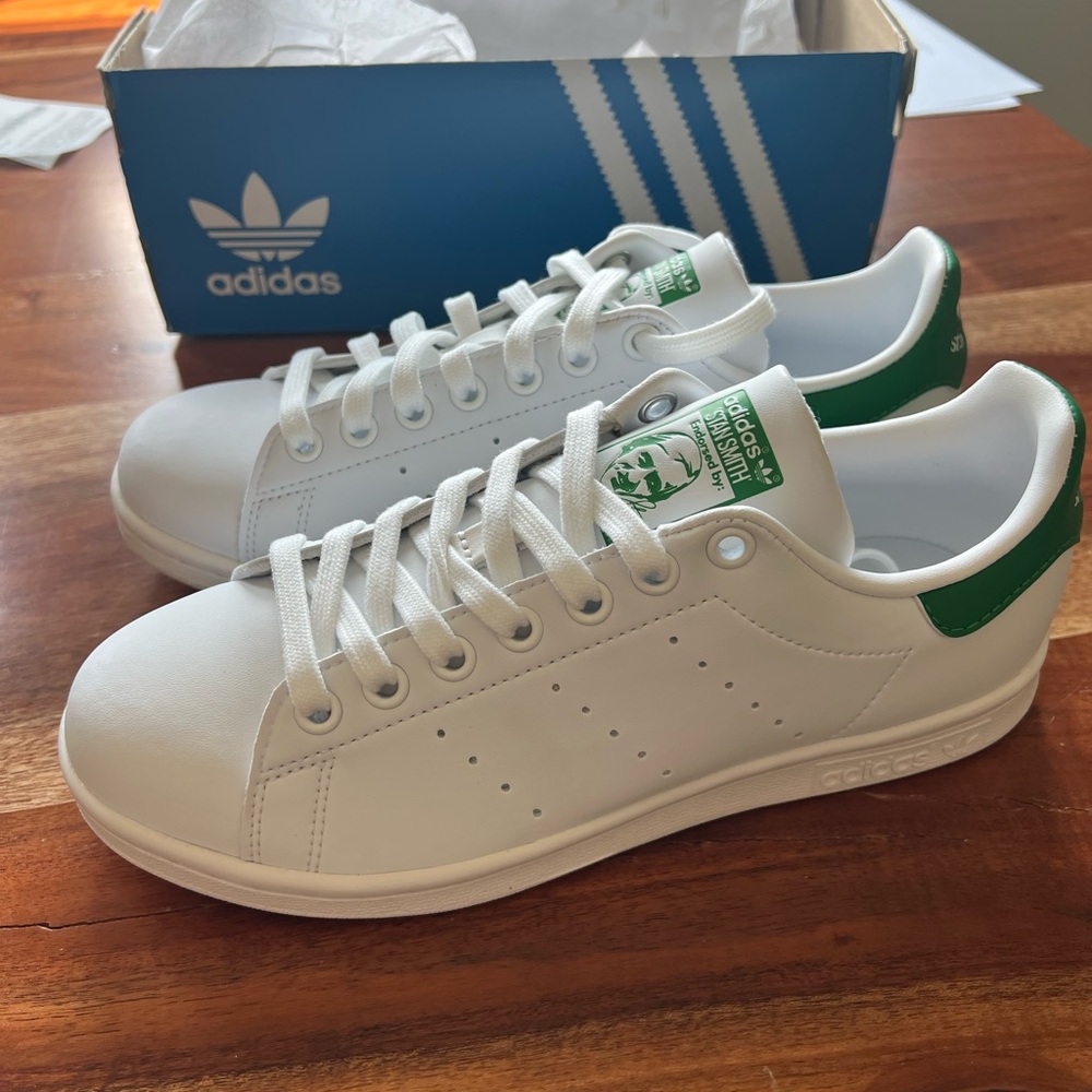 NWT Adidas Stan Smith Original Sneakers women’s 6.5